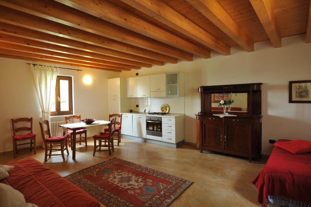 La Corte Dei Limoni Caprino Veronese Chambre photo